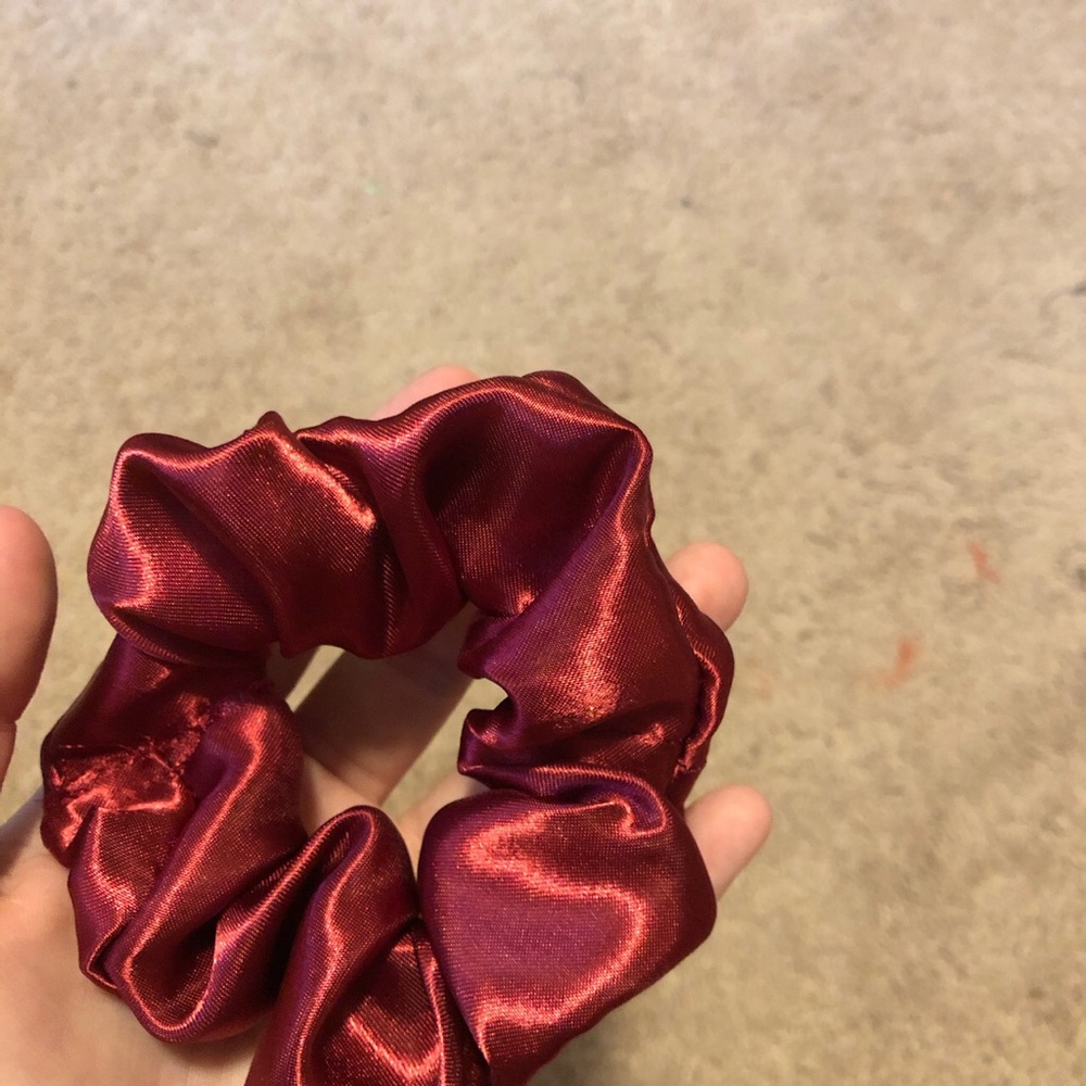 super cute satin scrunchies!
